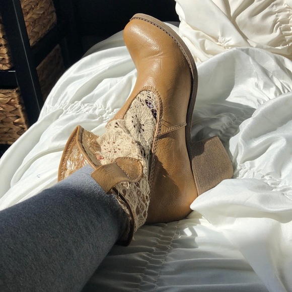 Mudd Booties - Picture 7 of 8